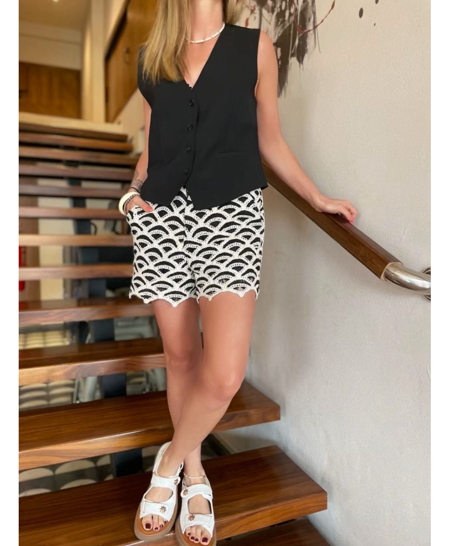 SHORT CROCHET NOIR & BLANC - FARA