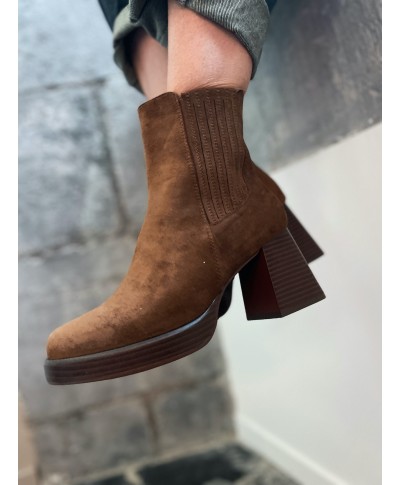 BOOTS EN DAIM / MARGOT