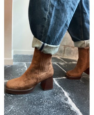 BOOTS EN DAIM / MARGOT