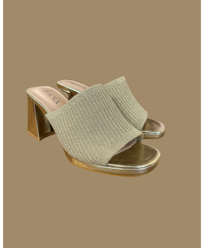MULES À TALONS DORÉES