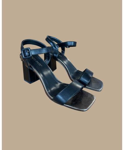 SANDALES À TALONS NOIRES